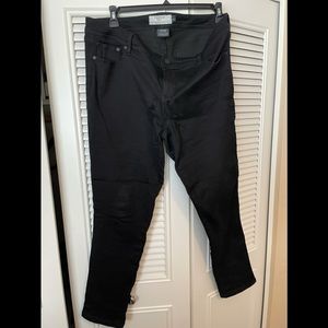 Torrid black jeans. Worn once. Size 18.